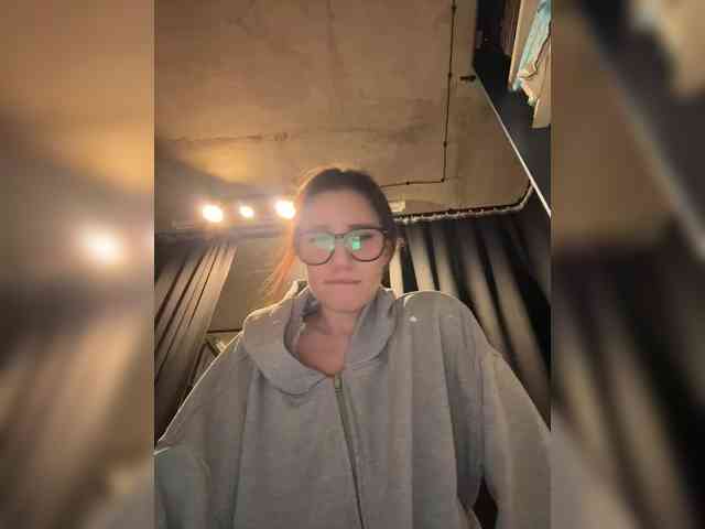 -Your-Michelle- webcam