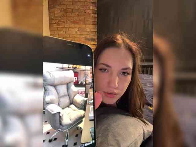 -Your-Michelle- webcam