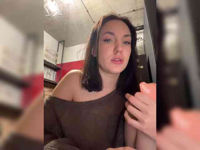 -Your-Michelle- webcam