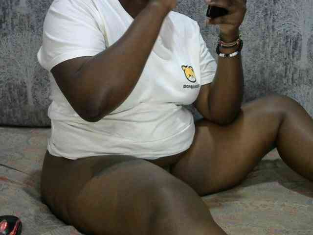 Naughty-pussy1 Naughty-pussy1