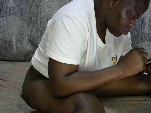 Naughty-pussy1 Naughty-pussy1