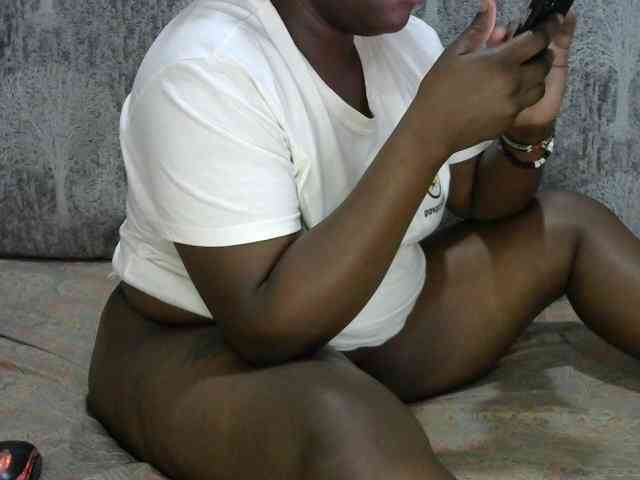 Naughty-pussy1 Naughty-pussy1