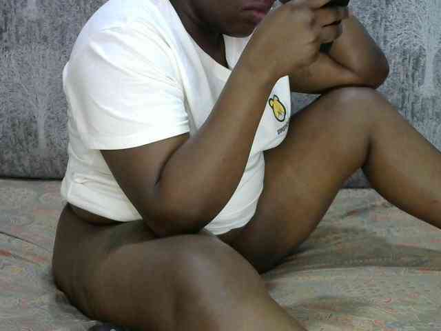 Naughty-pussy1 Naughty-pussy1