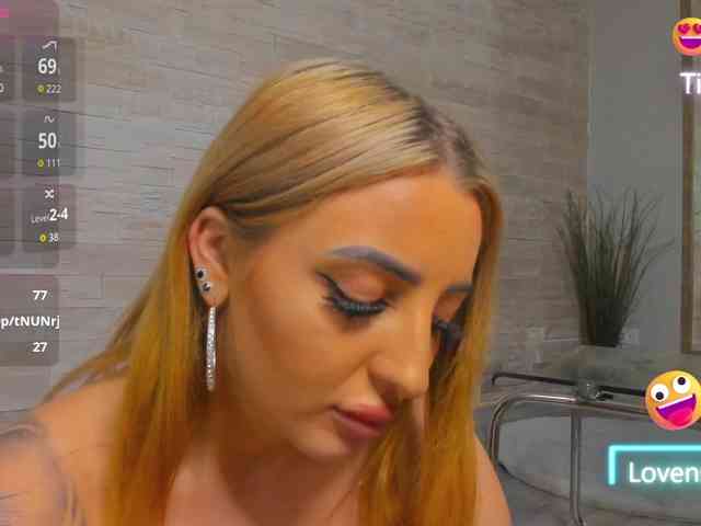 LexiBlazee webcam