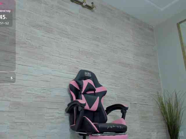 LexiBlazee webcam