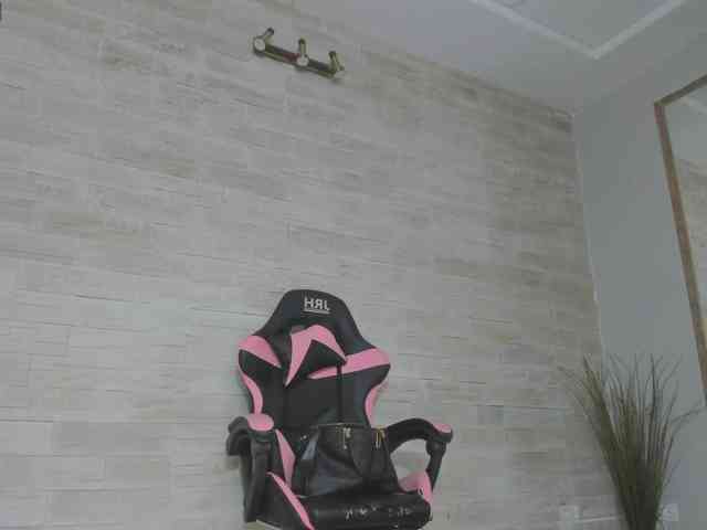 LexiBlazee webcam