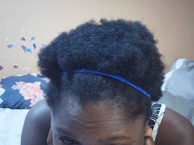 Molient123 webcam bongacams model stream image