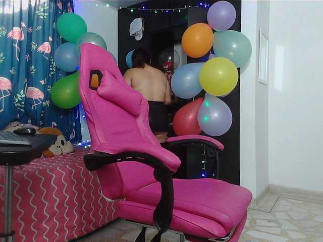 rous-kinky webcam