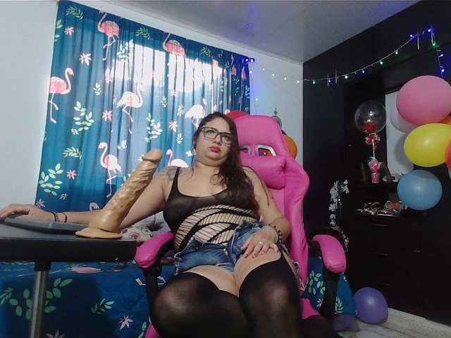 rous-kinky's BongaCams show and profile