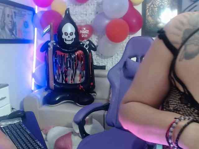 rous-kinky webcam