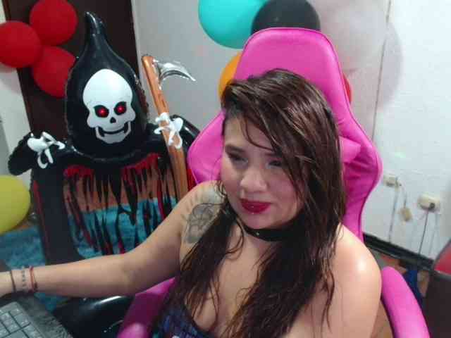 rous-kinky webcam