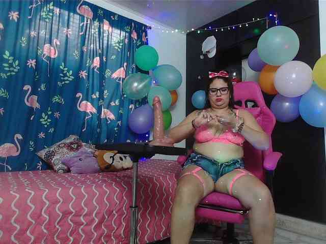 rous-kinky webcam