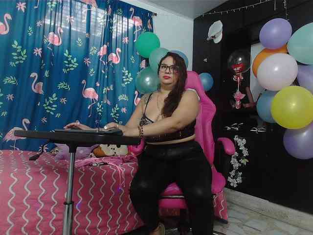 rous-kinky webcam