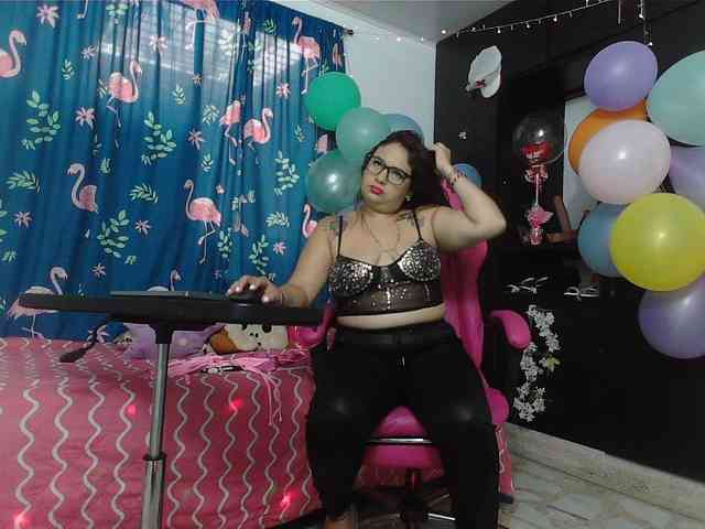 rous-kinky webcam