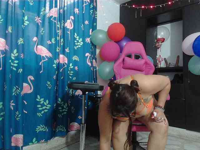 rous-kinky webcam