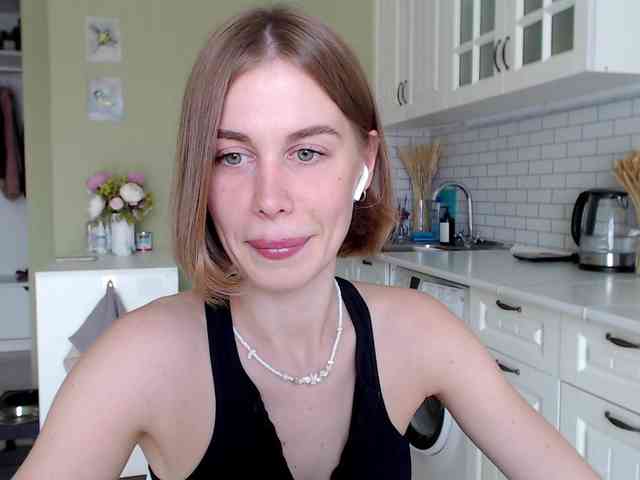 YourJuly webcam