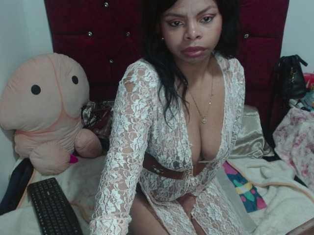 lizethrey73's BongaCams show and profile