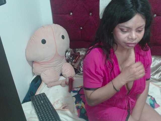 lizethrey73's BongaCams show and profile