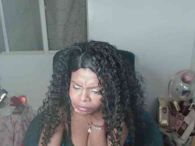 lizethrey73 webcam