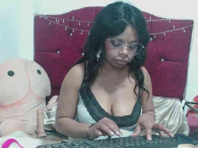 lizethrey73 webcam