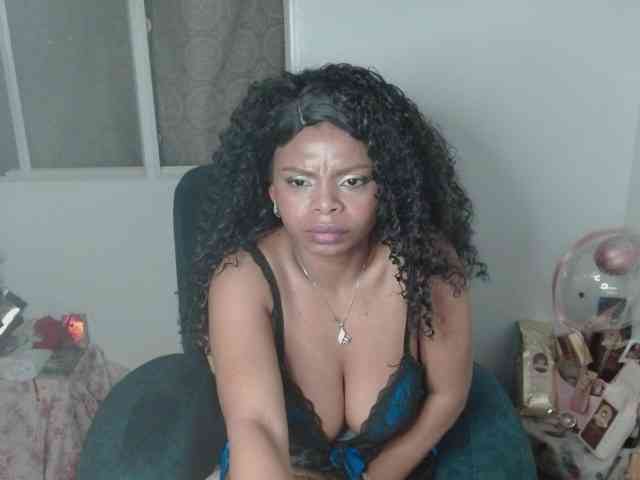 lizethrey73 webcam