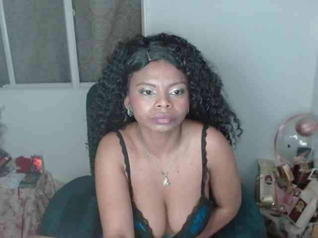 lizethrey73 webcam