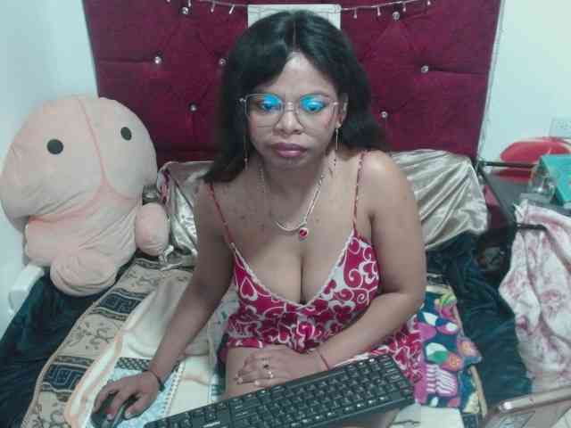 lizethrey73 webcam