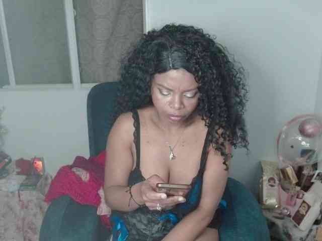 lizethrey73 webcam