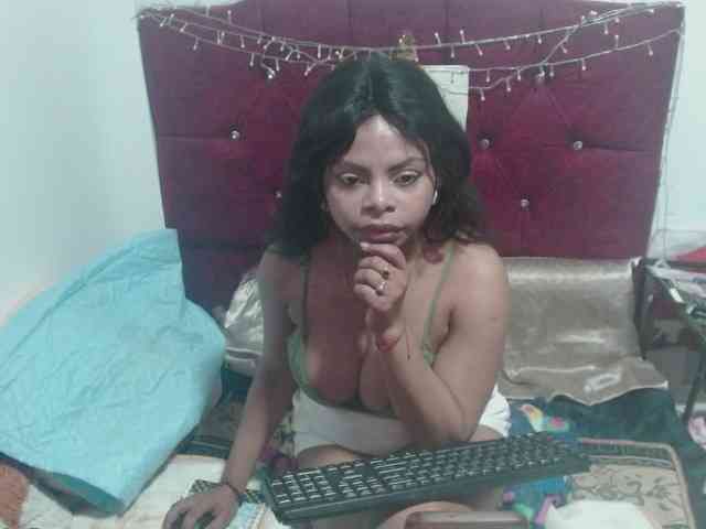 lizethrey73 webcam