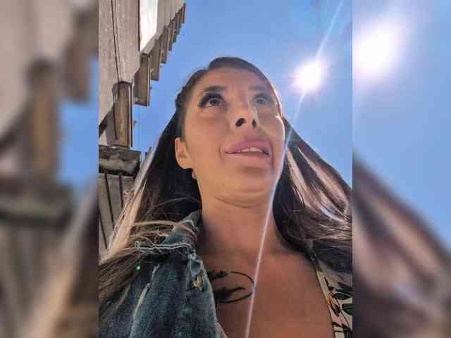 Jaklinesexxy webcam
