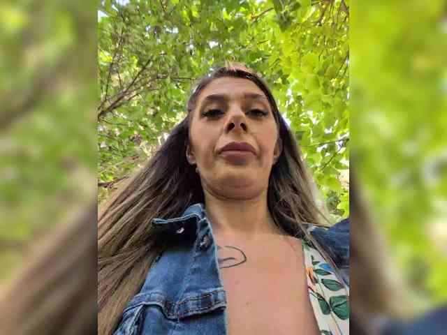 Jaklinesexxy webcam