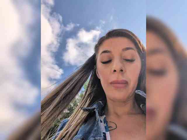 Jaklinesexxy webcam
