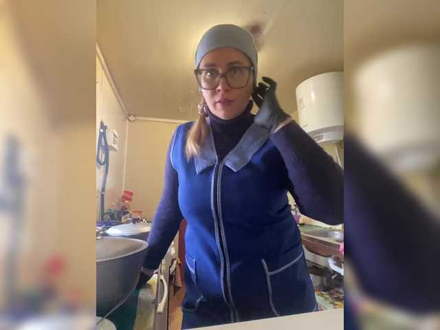 Crystal00Girl's BongaCams show and profile