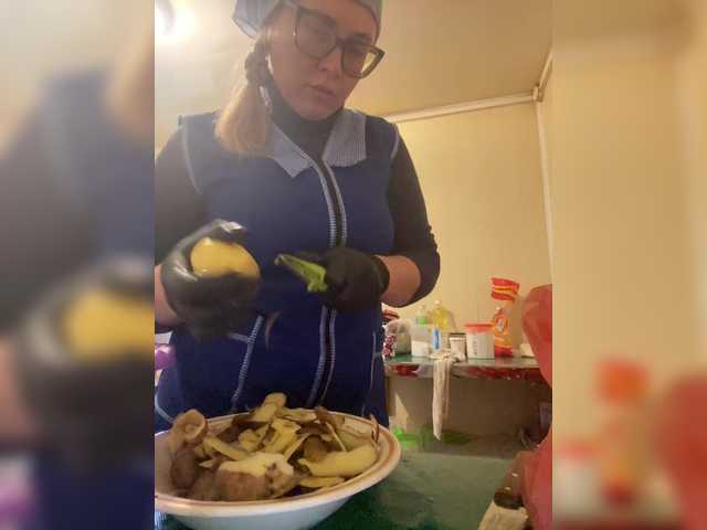 Crystal00Girl's BongaCams show and profile