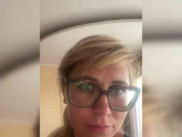 Crystal00Girl webcam