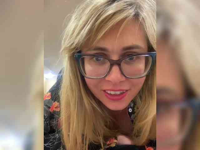 Crystal00Girl webcam