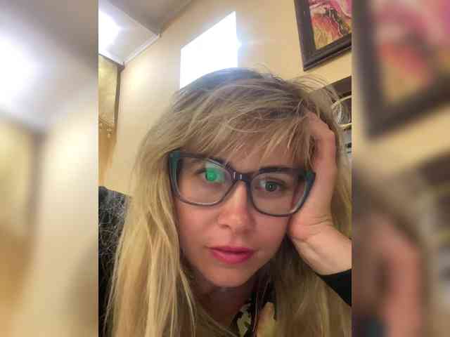 Crystal00Girl webcam