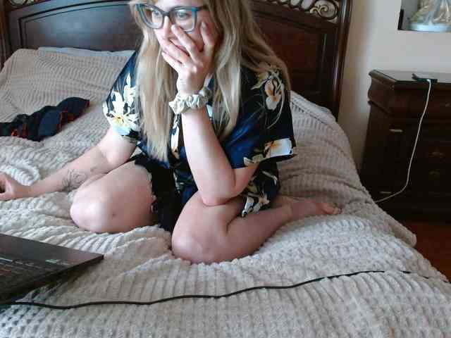 Elegant00Girl webcam