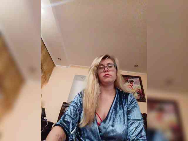 Elegant00Girl webcam