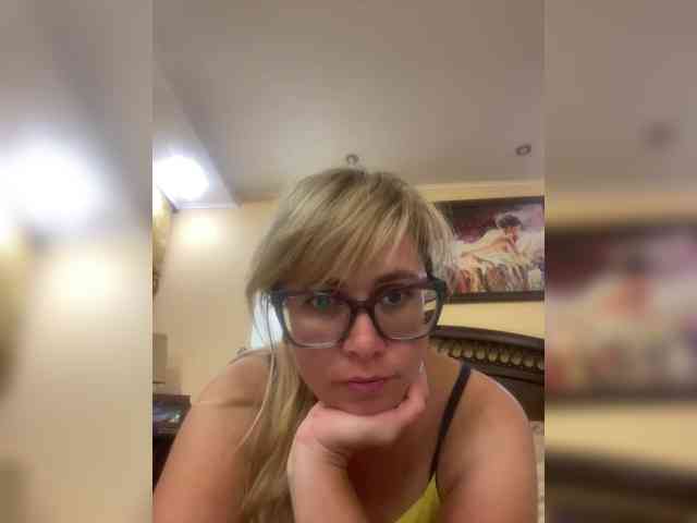 Crystal00Girl webcam