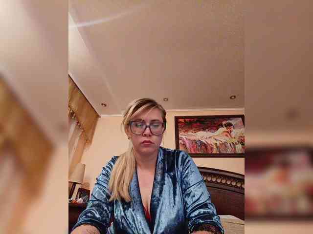 Elegant00Girl webcam