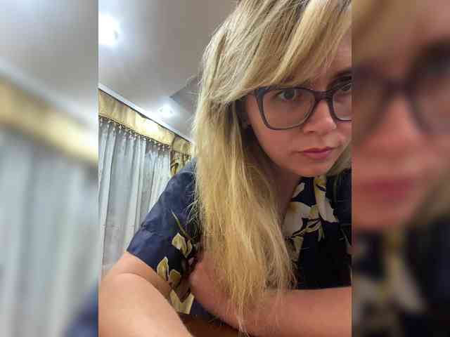 Elegant00Girl webcam