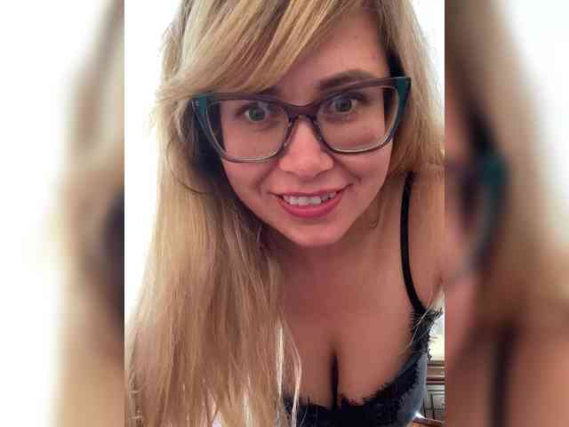 Elegant00Girl webcam