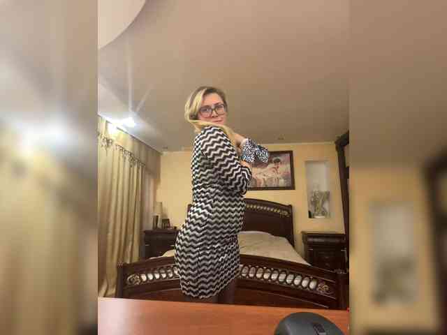 Elegant00Girl webcam