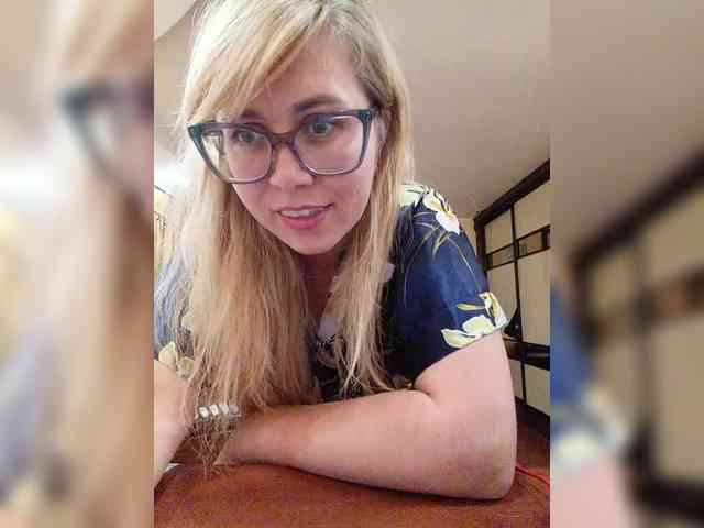 Elegant00Girl webcam