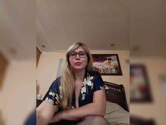 Elegant00Girl webcam