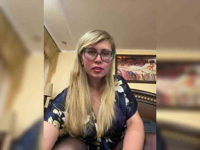 Elegant00Girl webcam