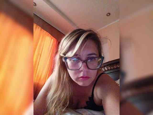 Elegant00Girl webcam