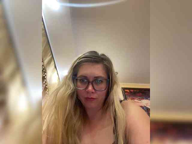 Elegant00Girl webcam