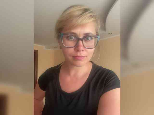 Crystal00Girl webcam
